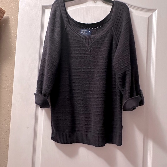 American Eagle Outfitters off the Shoulder pull over Sweater - Picture 4 of 5